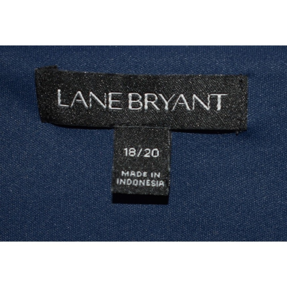 Lane Bryant Top 18/20 Navy Floral Lined V-Neck Ruffle Flutter Sleeve Lightweight - Picture 6 of 16